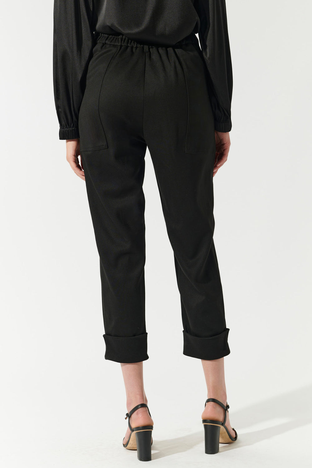 Dea Kudibal Cargonidea Trousers Black Pleat Detail 2660724 1000 - Olivia Grace Fashion