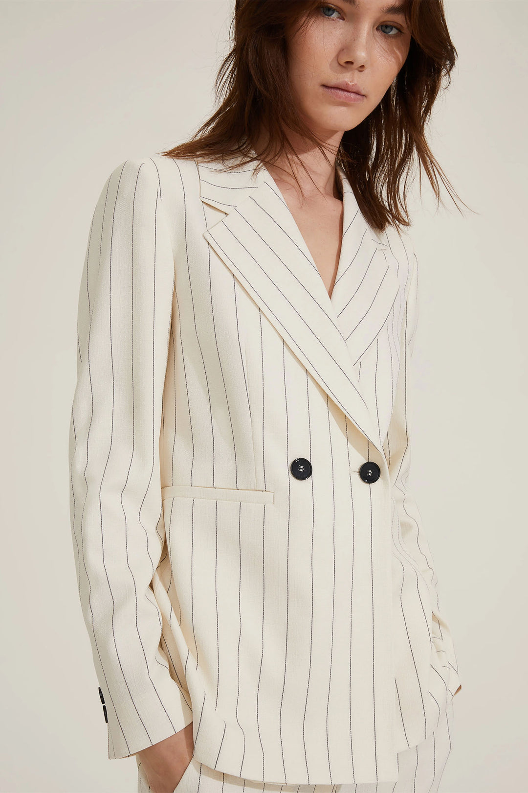 Emme Suit Agra Wool White Stripe 2515091021200 001 - Olivia Grace Fashion