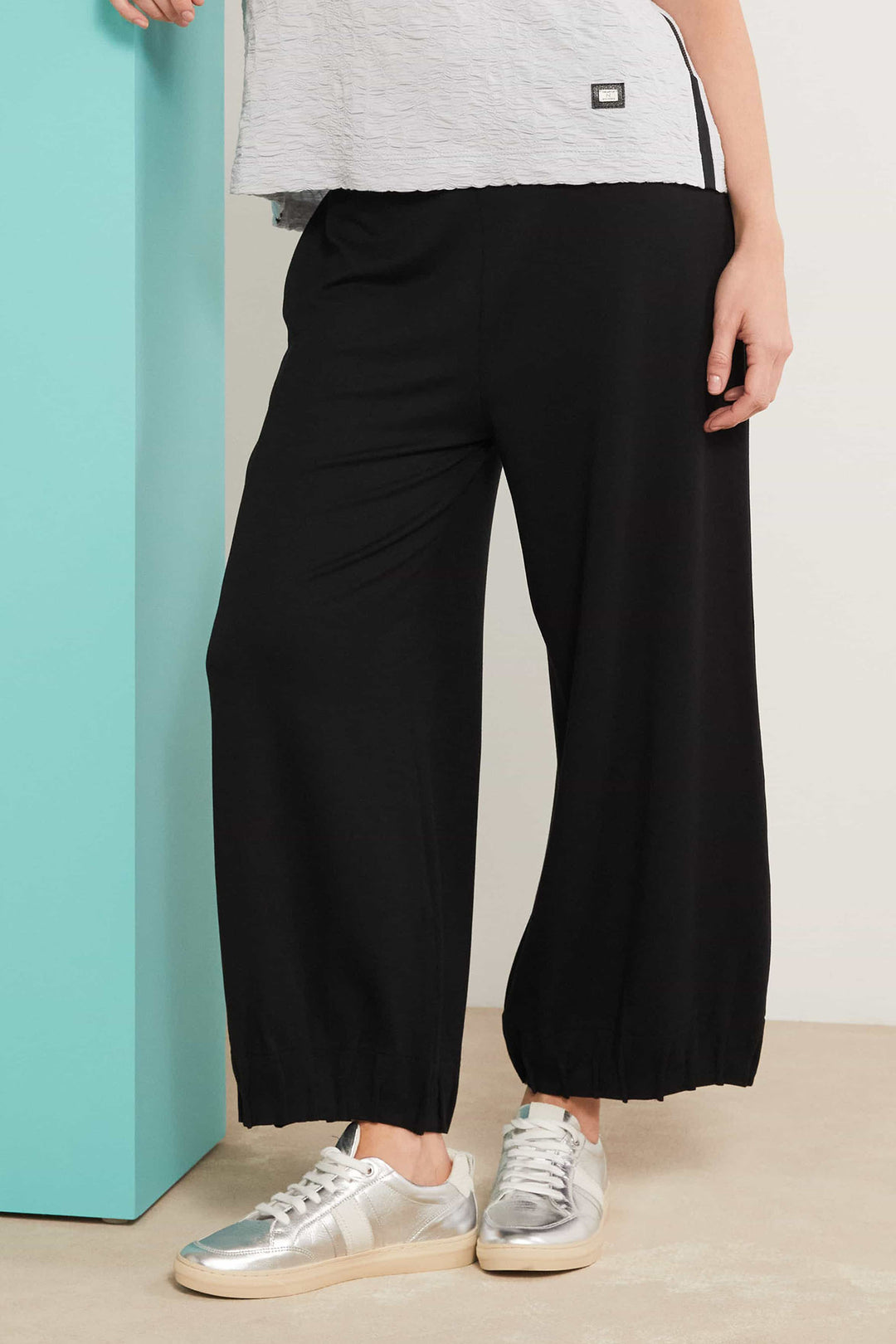 Naya Black Wide Leg Trousers With Tuck Hem Detail NAS25153 09 - Olivia Grace Fashion