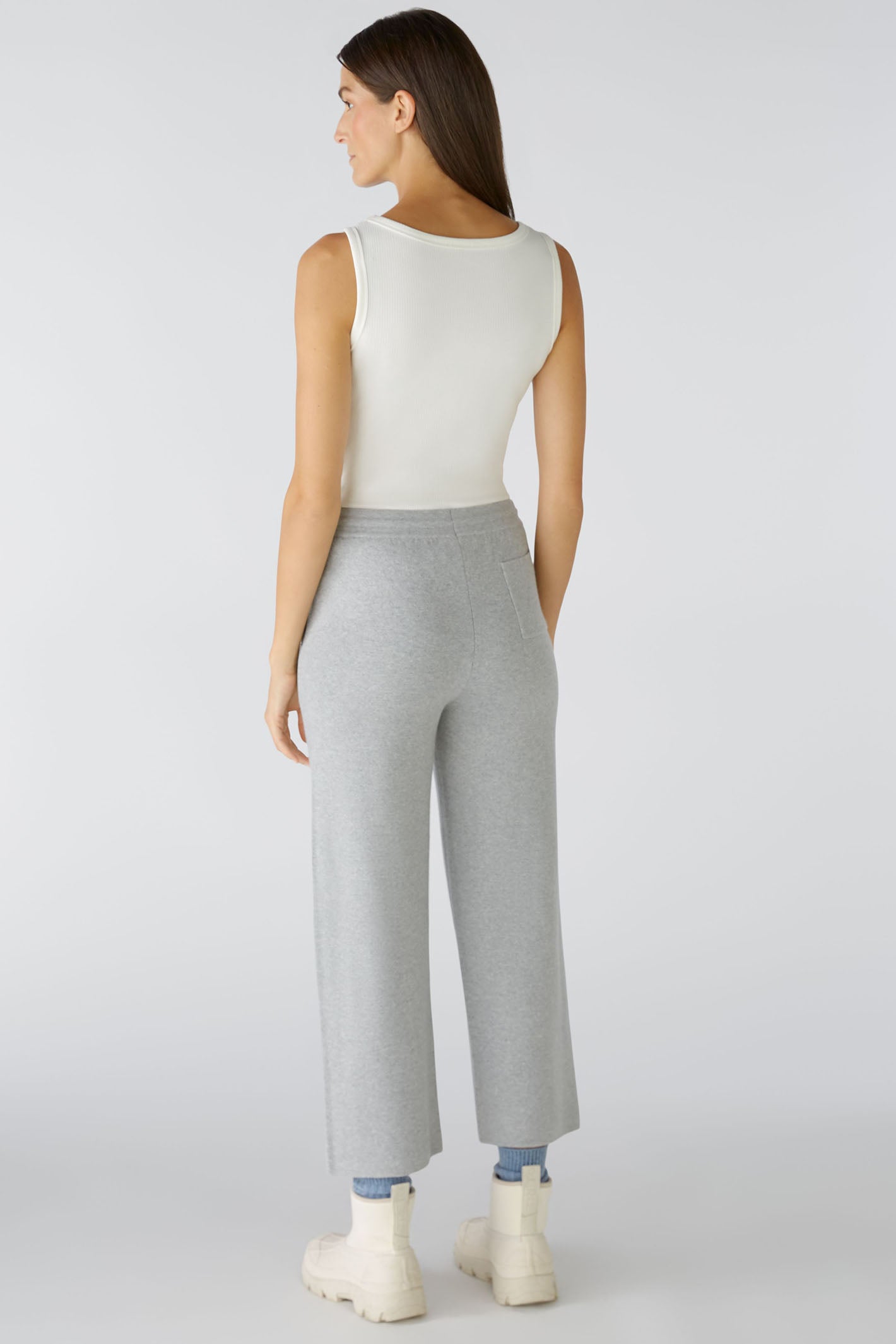 Pull on sales cropped trousers