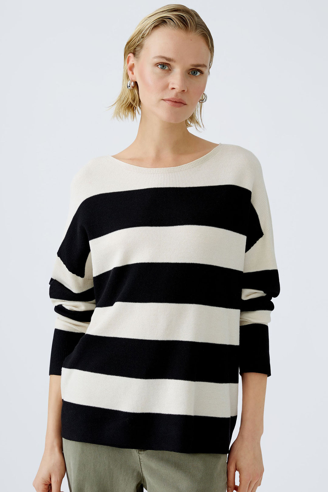 Oui Jumper Striped Black Off-White Boat Neck 91124 0991 - Olivia Grace Fashion