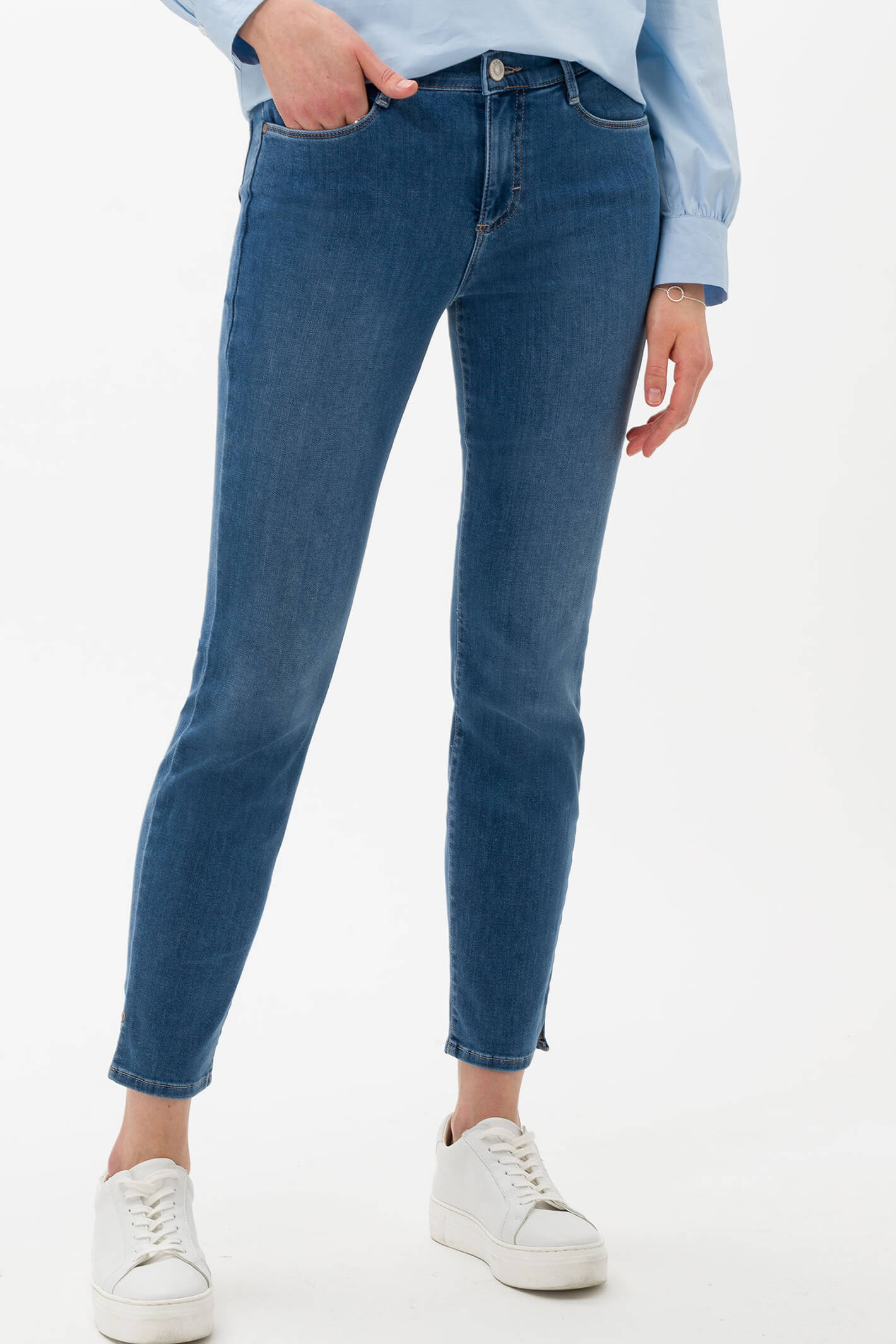 What is a 25 best sale in jeans