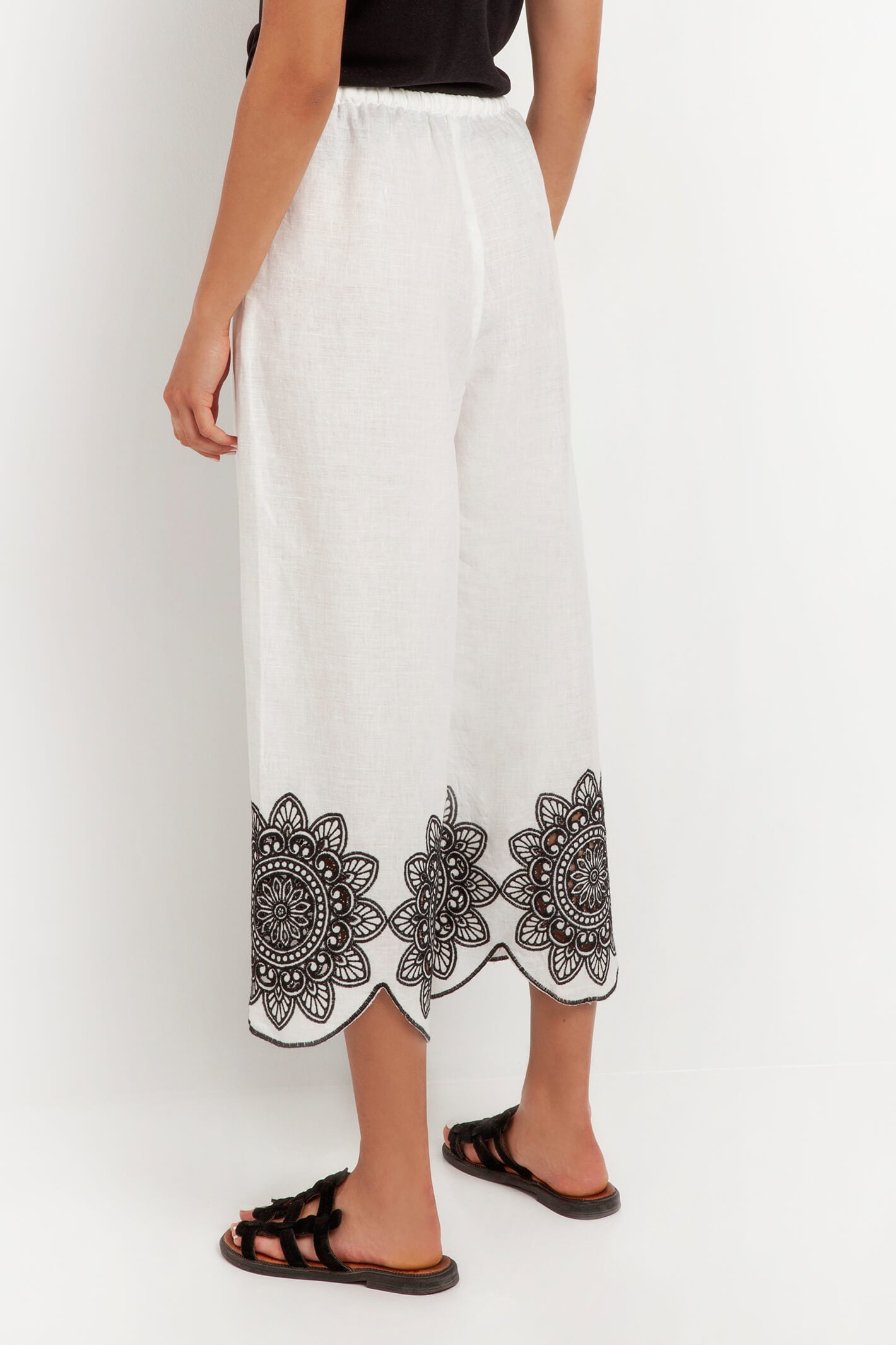 AEXAE White Linen Trousers in Black  Lyst